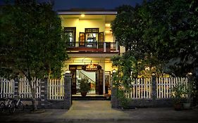 Blue Lake Homestay